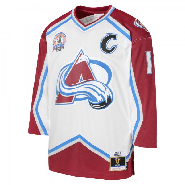 Youth Colorado Avalanche Joe Sakic Mitchell & Ness White 2000 Blue Line Player Jersey