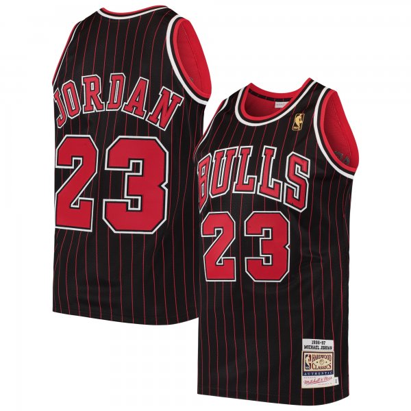 Men's Chicago Bulls Michael Jordan Mitchell & Ness Black 1996/97 Hardwood Classics Jersey